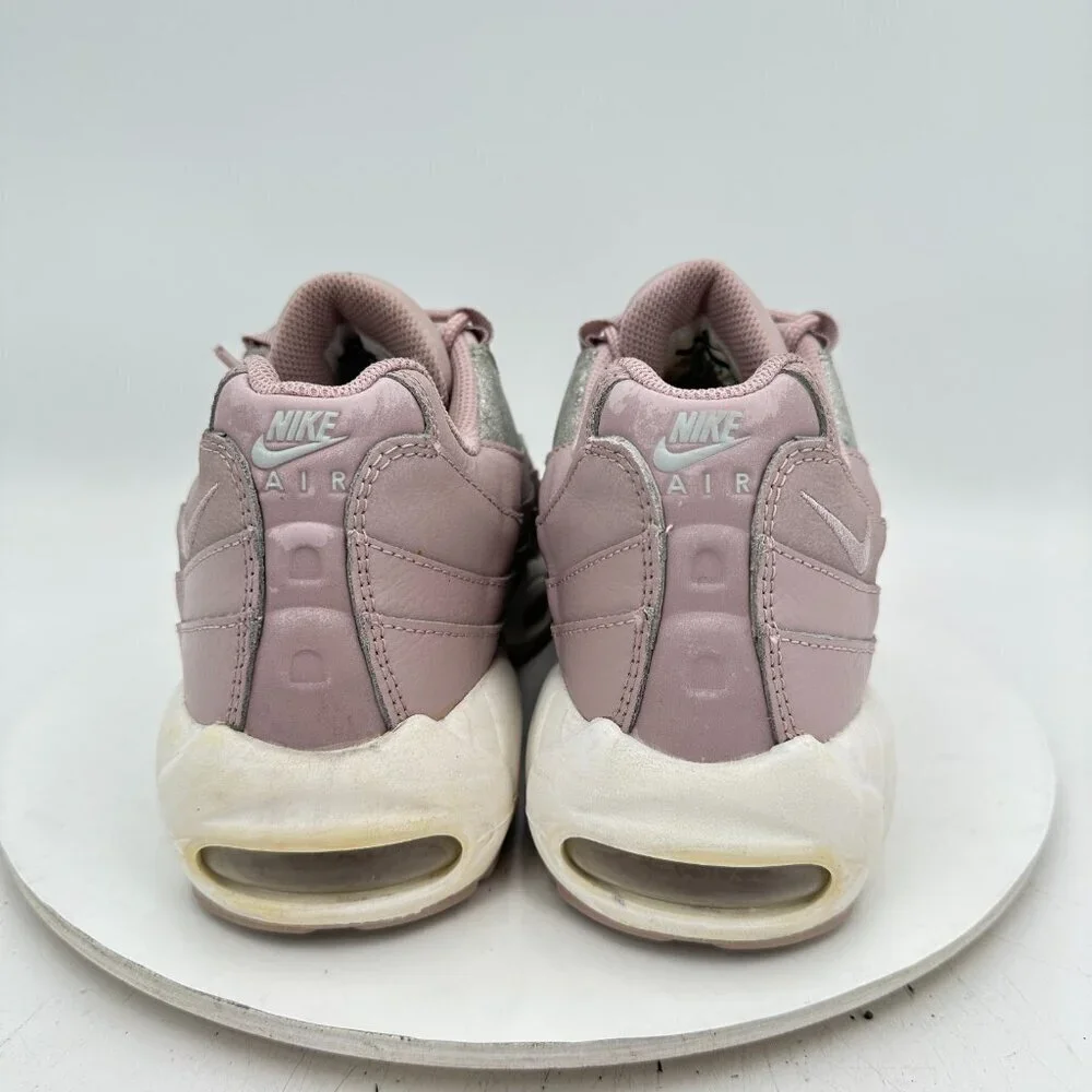 Nike Air Max 95 Particle Rose Women Size 10.5  AT0068-600 Rose Silver Shoes